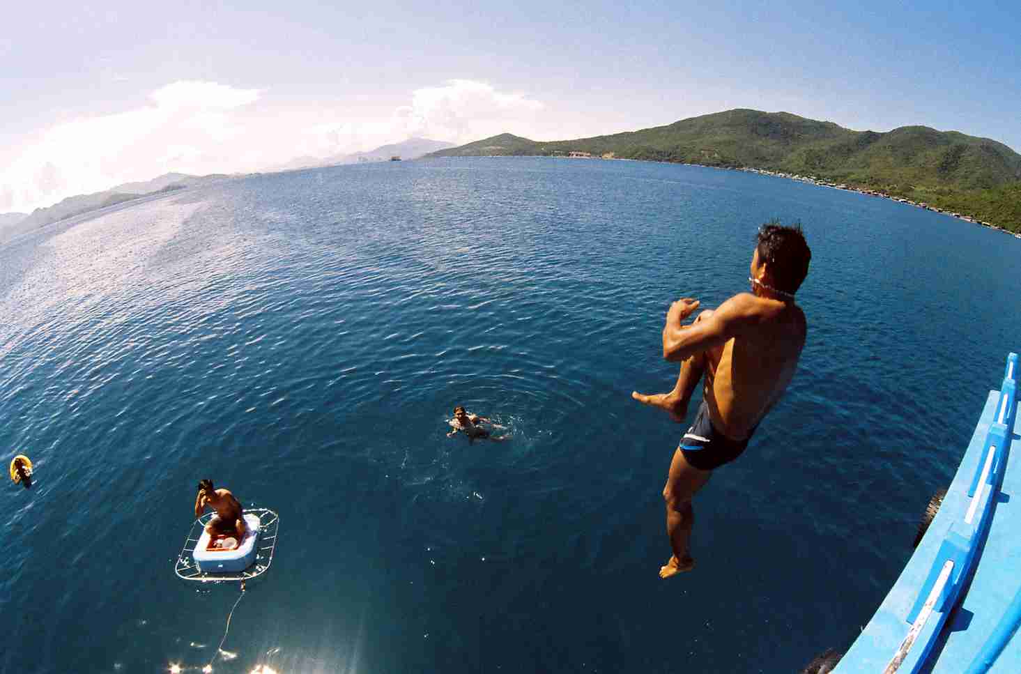 tour biển đảo nha trang